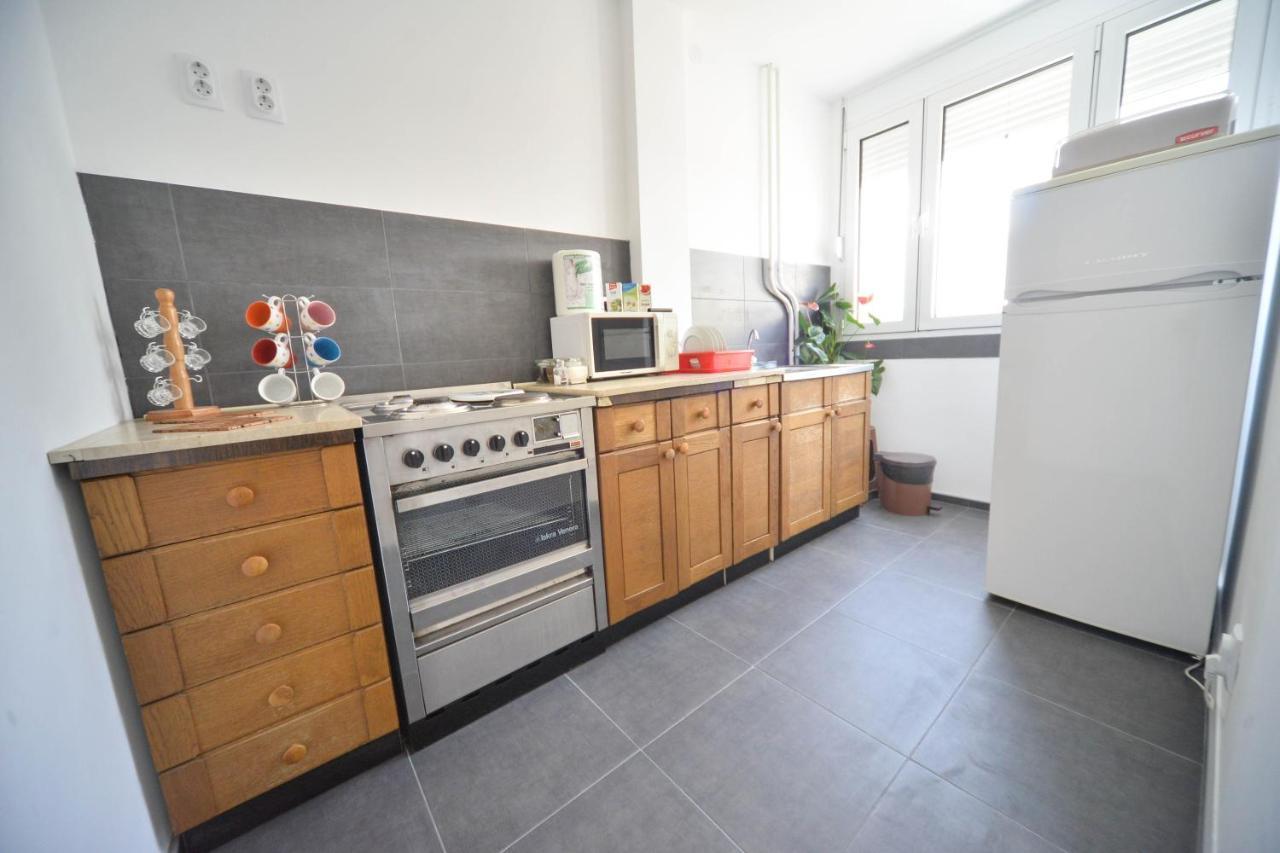 Apartman Centar Lux بايرت المظهر الخارجي الصورة