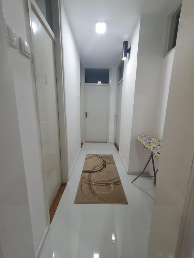 Apartman Centar Lux بايرت المظهر الخارجي الصورة
