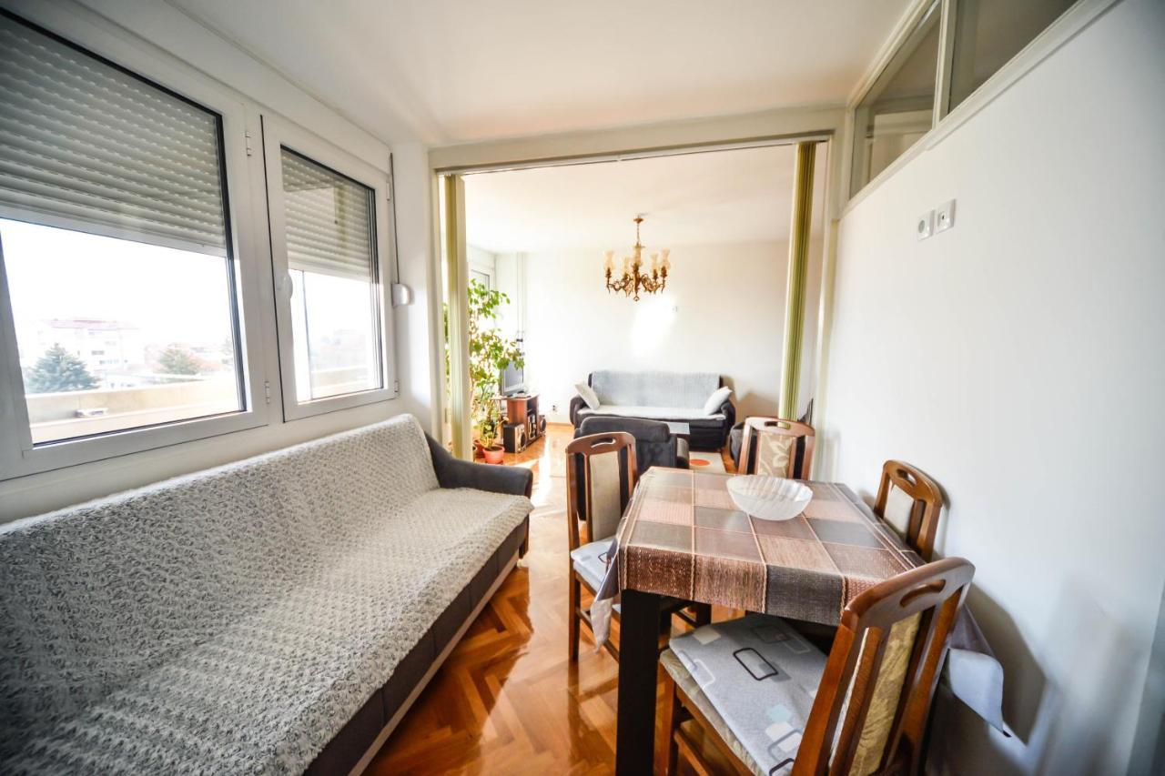 Apartman Centar Lux بايرت المظهر الخارجي الصورة